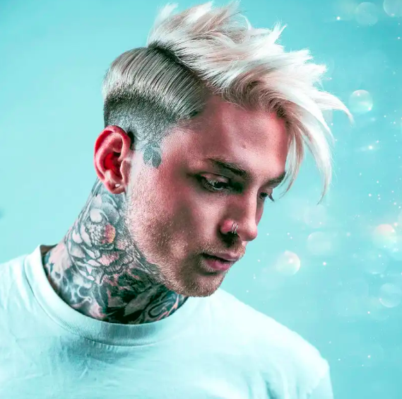 Side part haircut example for men