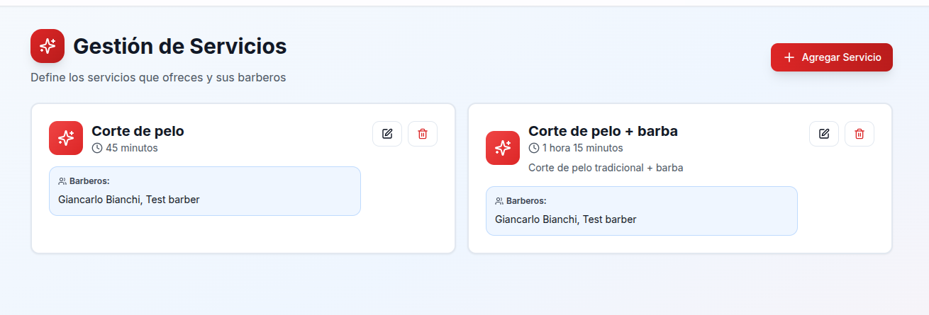 Lista de servicios de barbería mostrando corte de pelo y corte de pelo + barba con sus duraciones y barberos asignados